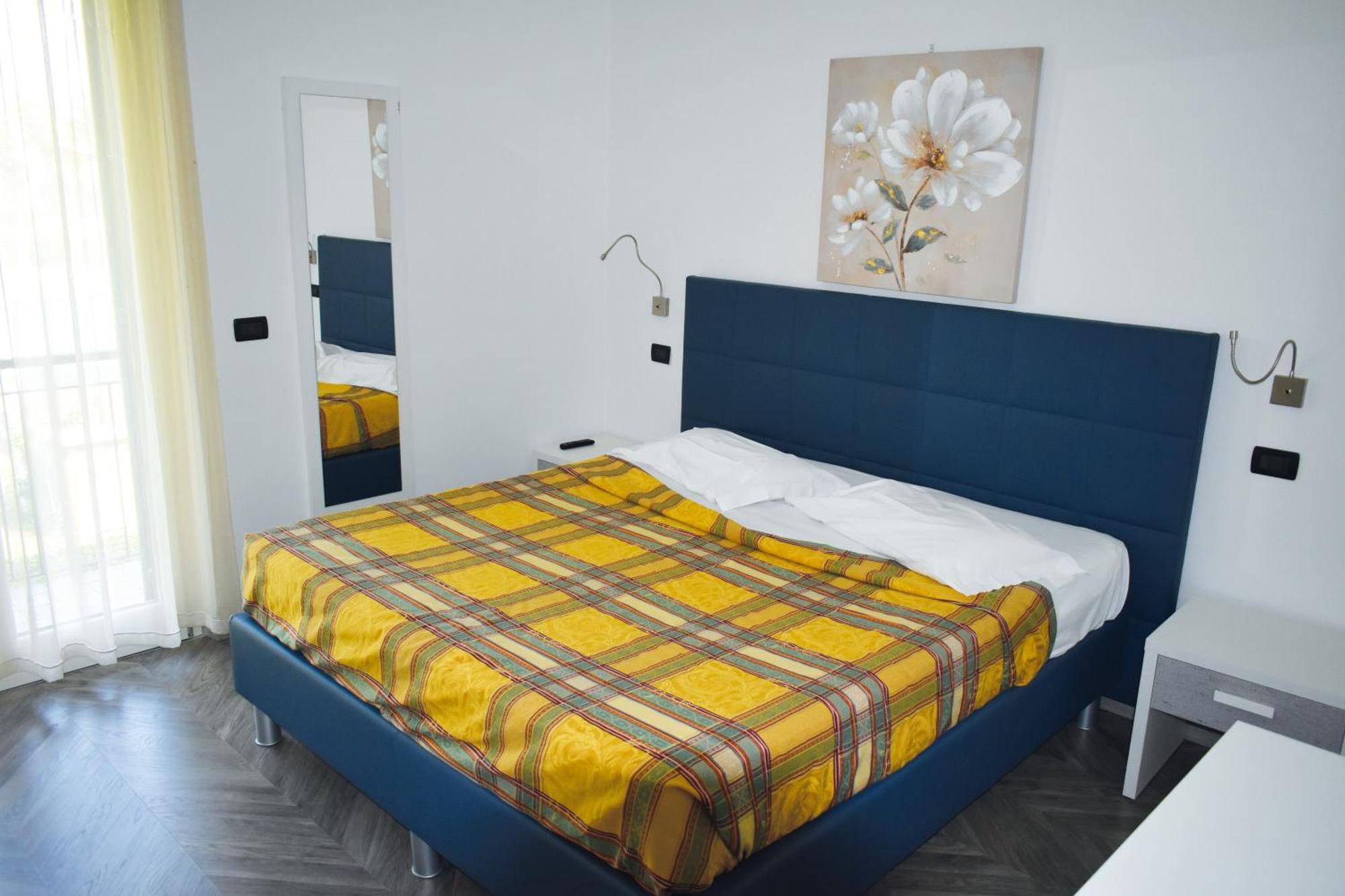 Residence La Margherita Λατζίζε Εξωτερικό φωτογραφία