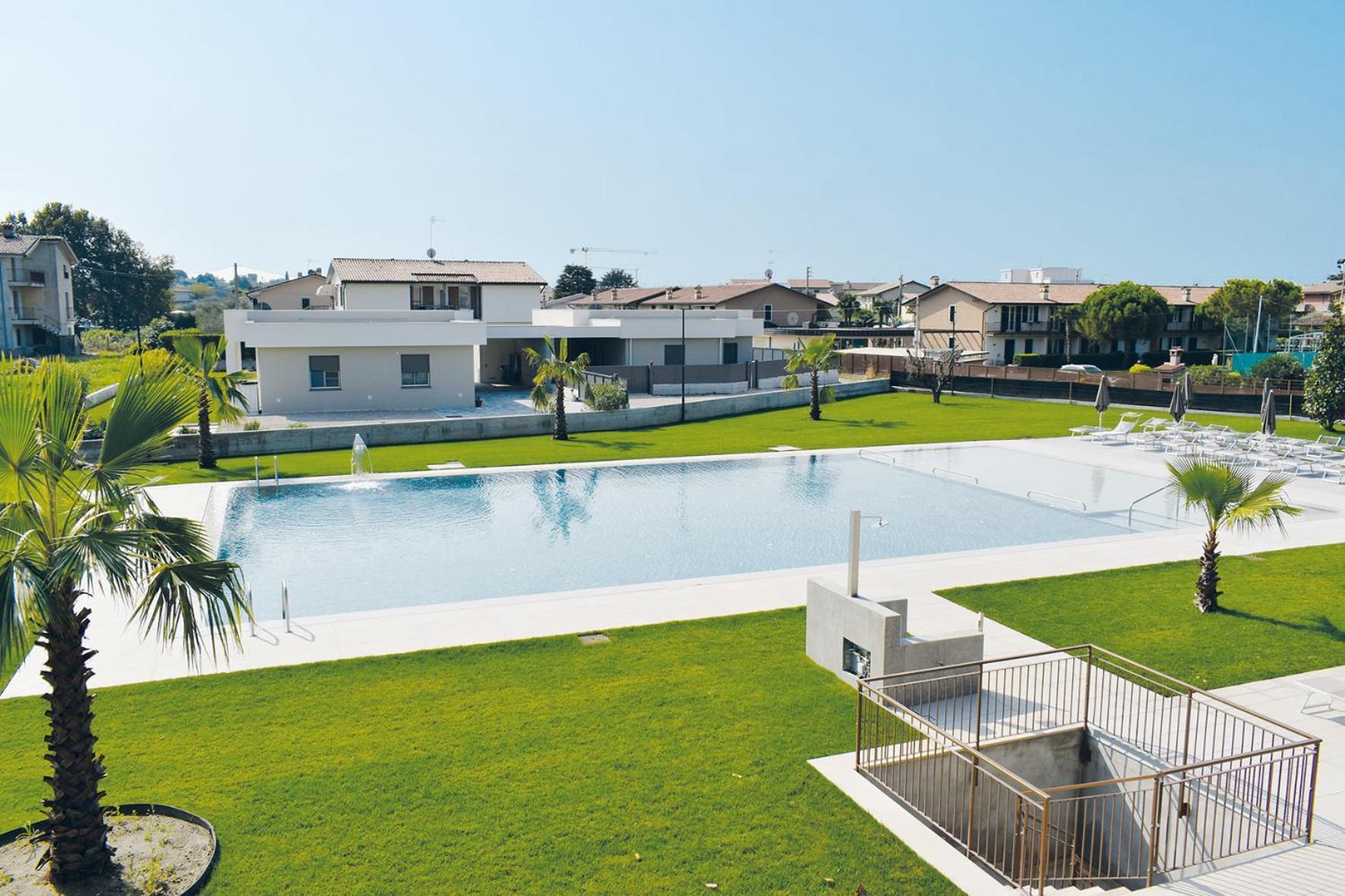 Residence La Margherita Λατζίζε Εξωτερικό φωτογραφία