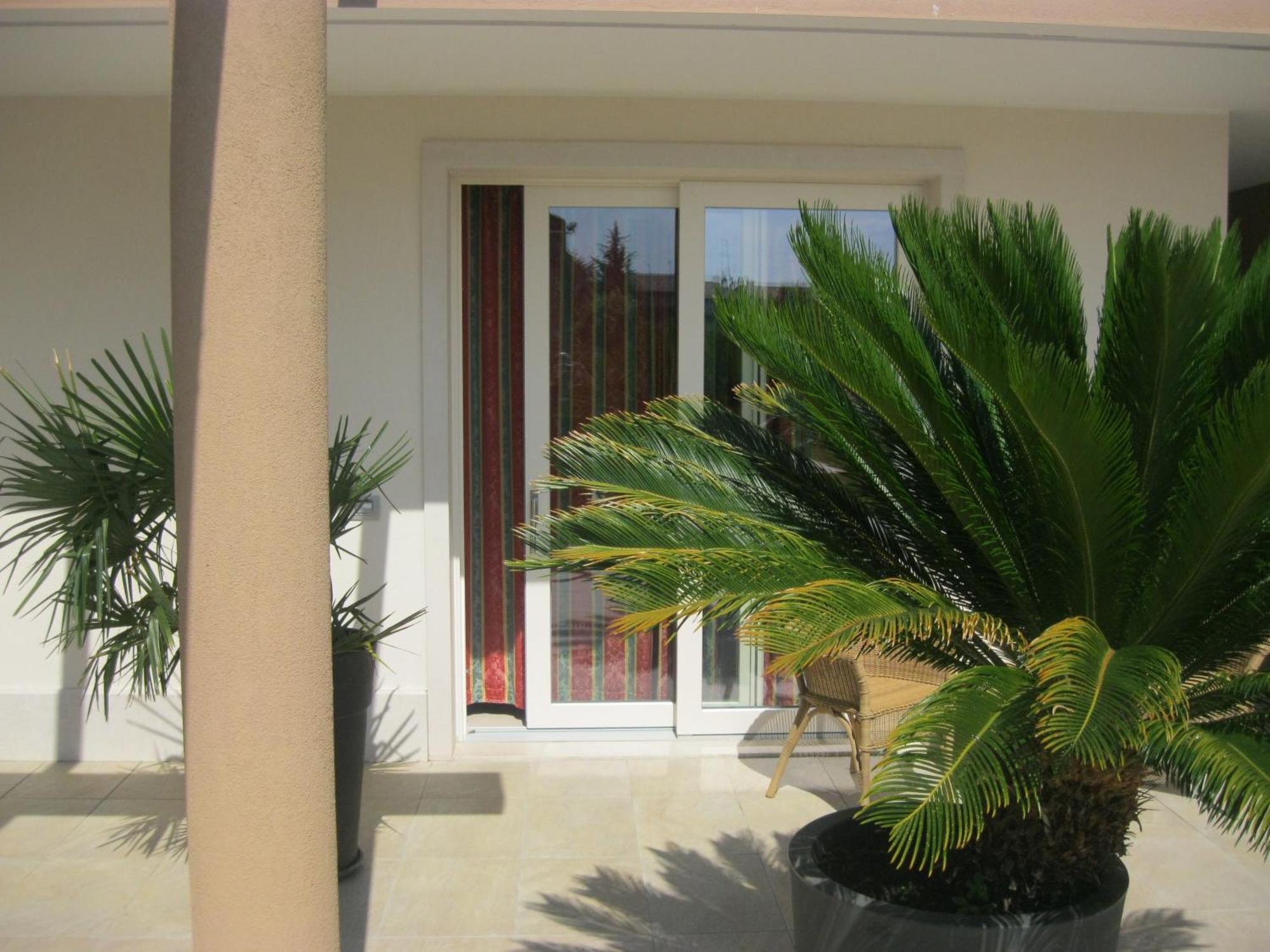 Residence La Margherita Λατζίζε Δωμάτιο φωτογραφία