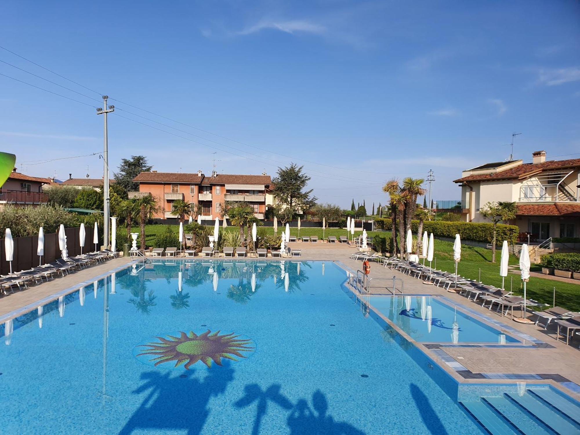 Residence La Margherita Λατζίζε Εξωτερικό φωτογραφία
