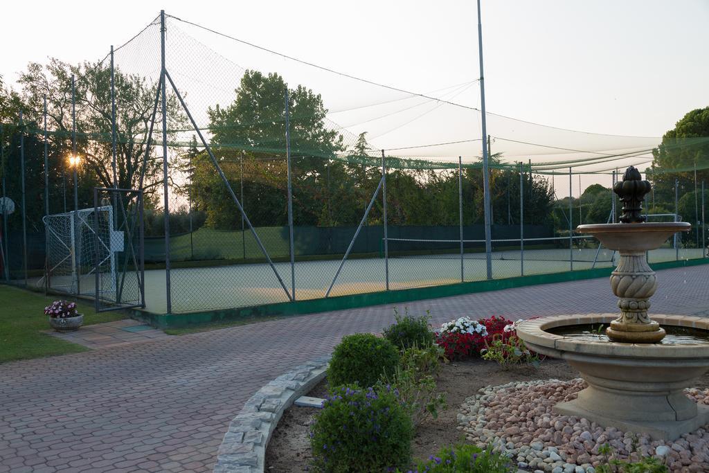 Residence La Margherita Λατζίζε Εξωτερικό φωτογραφία