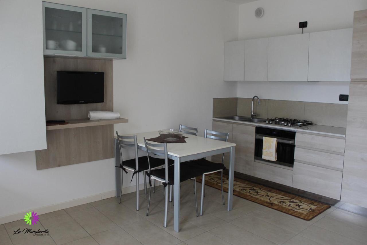 Residence La Margherita Λατζίζε Εξωτερικό φωτογραφία