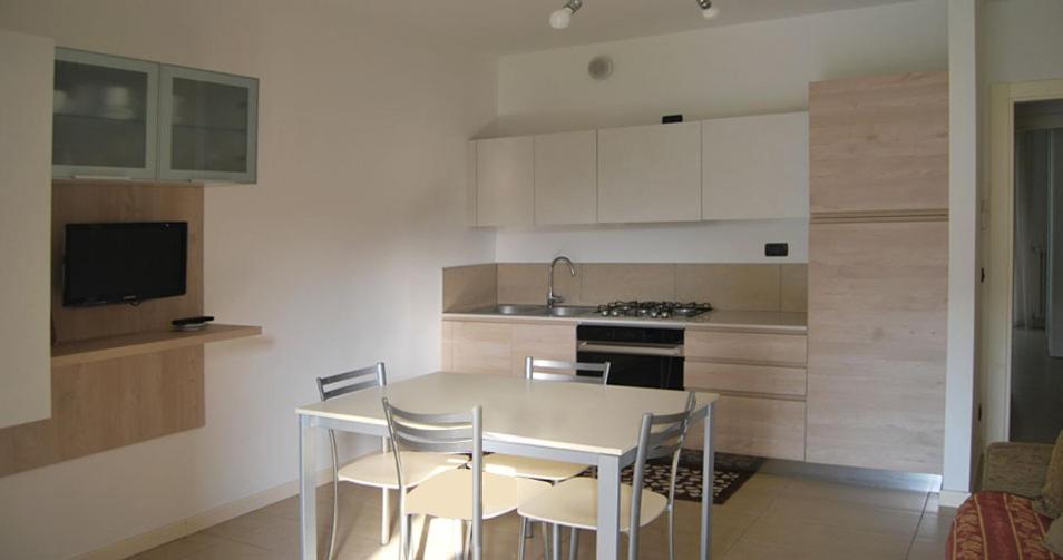 Residence La Margherita Λατζίζε Εξωτερικό φωτογραφία
